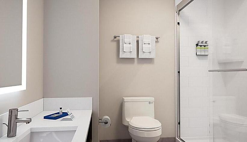 Люкс Адаптированный для Инвалидов, Holiday Inn Express & Suites   Harrisonburg University Area , An Ihg