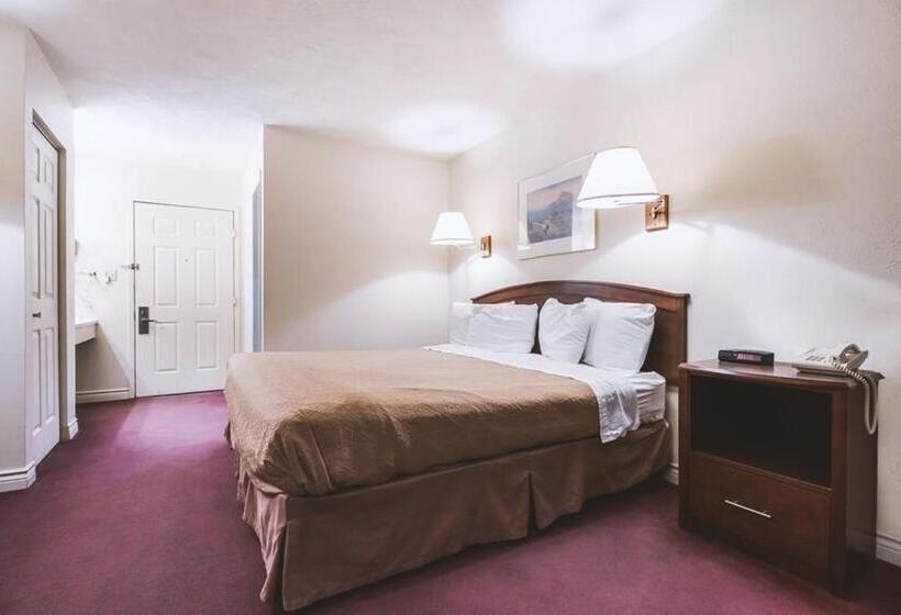 Номер Deluxe Кровать Кинг, Sky Palace Inn & Suites Mccook