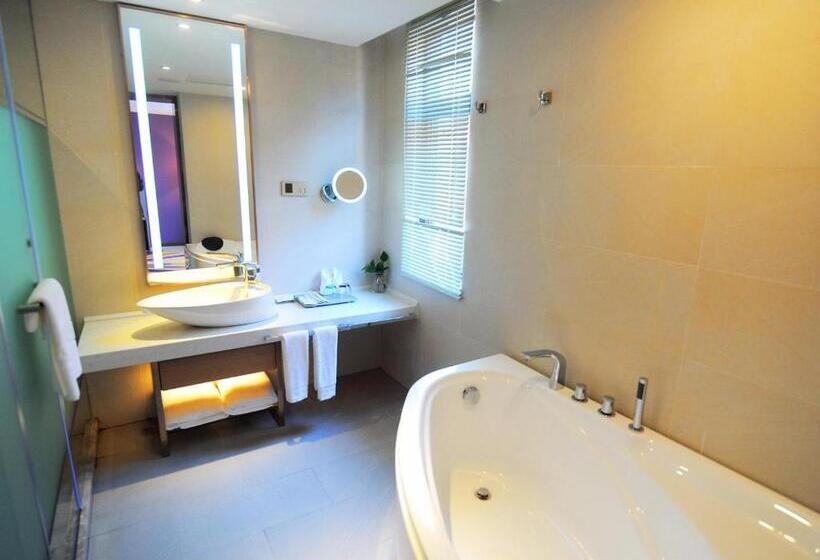 Номер Стандарт, Lavande Hotel Gulin Railway Station Shangzhi Alley
