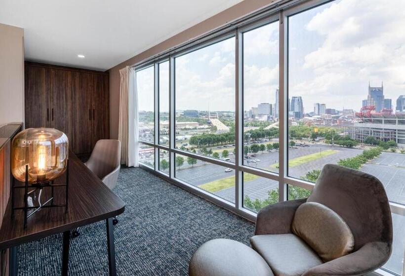 استودیو استاندارد با تخت کینگ, La Quinta Inn & Suites By Wyndham Nashville Downtown Stadium