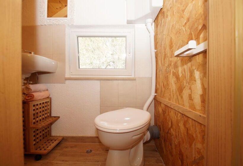 Дом 2 Спальни, Stone House Mia   Prihonja