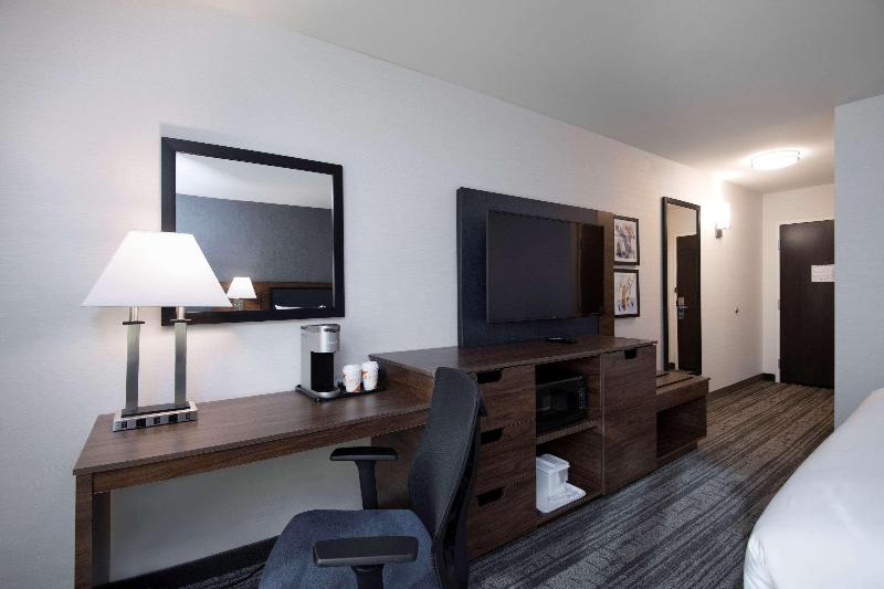 キングサイズベッドのスタンダードルーム, Comfort Inn & Suites