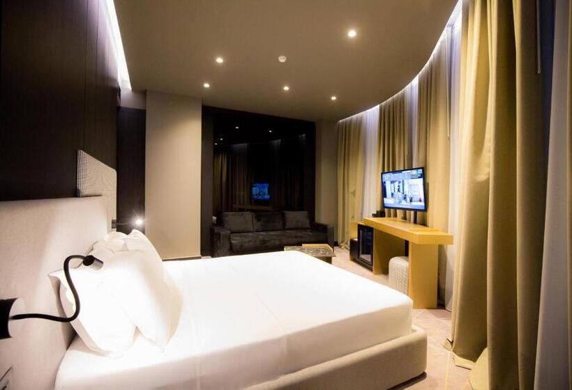 수피리어 룸, The Central View Boutique