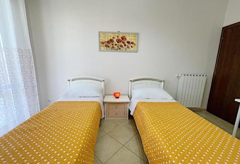 Апартаменты 3 Спальни, Flavia Apartment