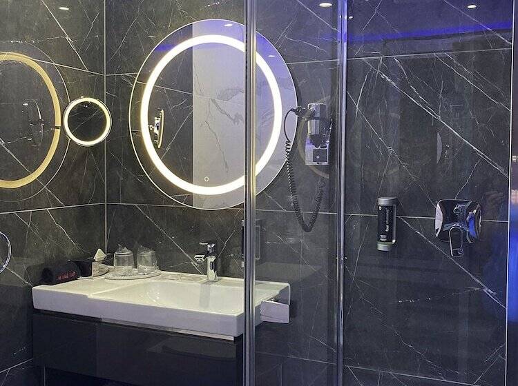 Номер Стандарт Трехместный, Tisia Hotel & Spa