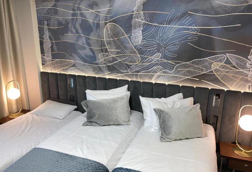 Номер Стандарт Трехместный, Tisia Hotel & Spa