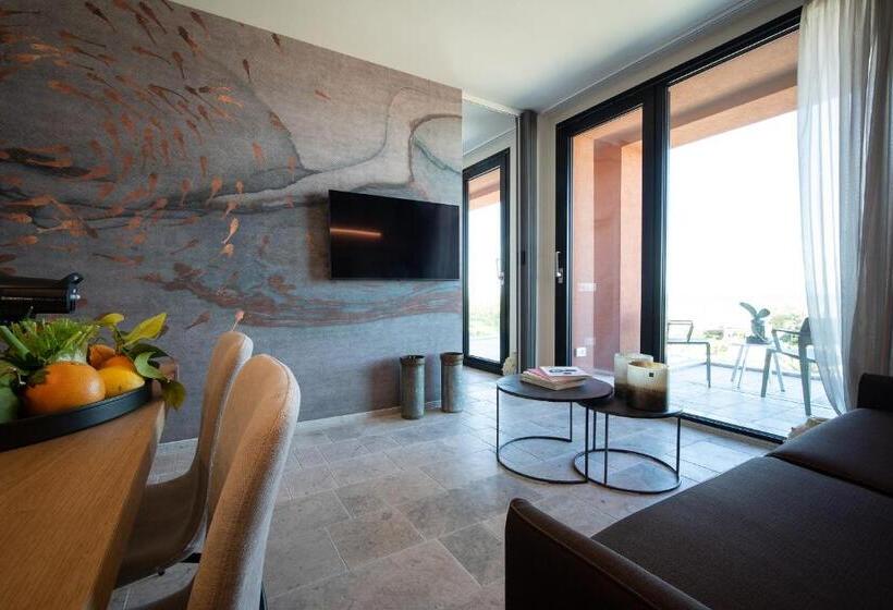 Апартаменты 1 Спальня Вид на Море, Piccola Maesta' Boutique Rooms