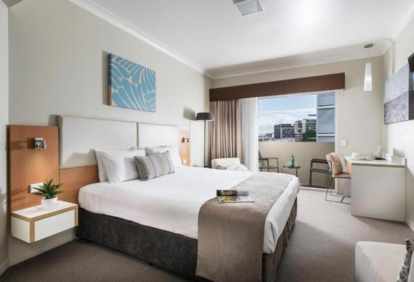 디럭스 룸 킹사이즈 침대, Grand Hotel And Apartments Townsville