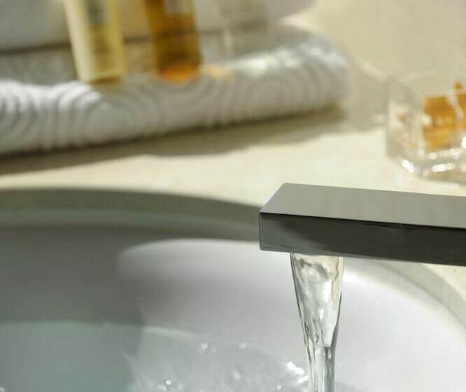 اتاق استاندارد با چشم‌انداز, Jw Marriott Hotel Marina