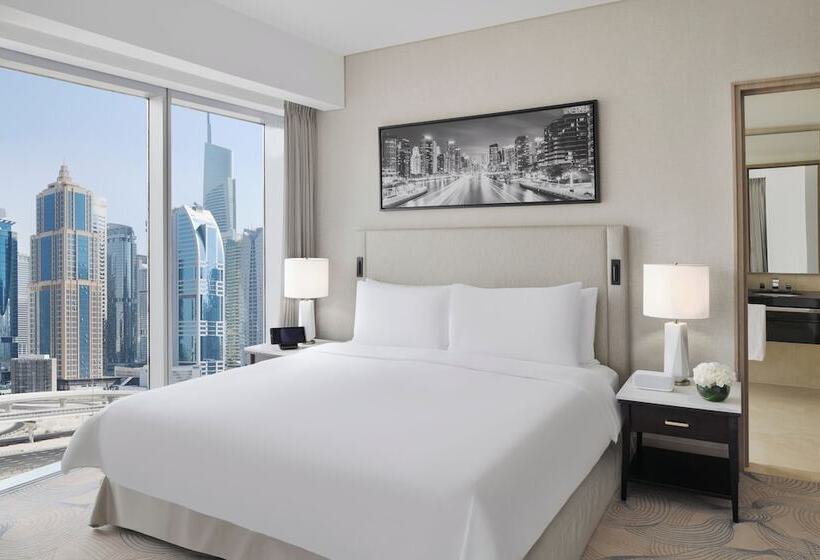 اتاق لوکس با چشم‌انداز, Jw Marriott Hotel Marina