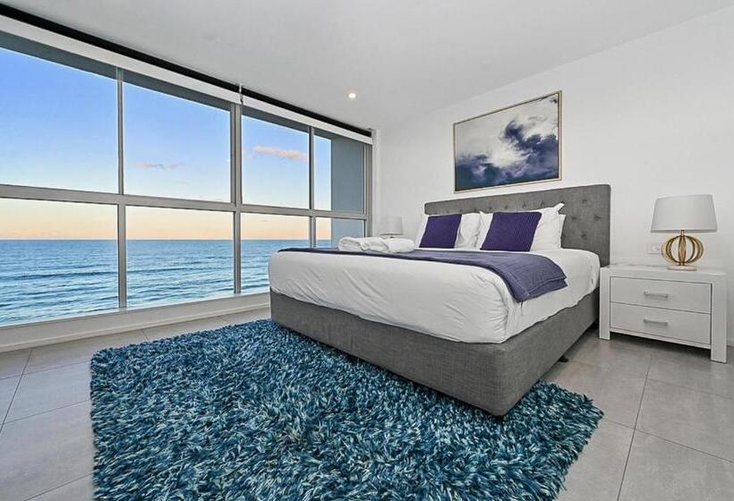 Апартаменты Ejecutiva 2 Спальни, Golden Sands On The Beach   Absolute Beachfront Apartments