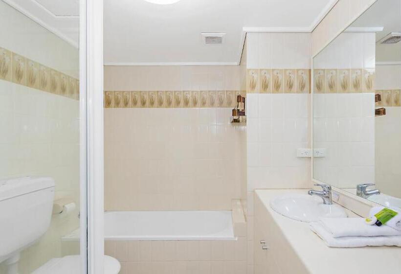 Апартаменты Superior 2 Спальни, Golden Sands On The Beach   Absolute Beachfront Apartments