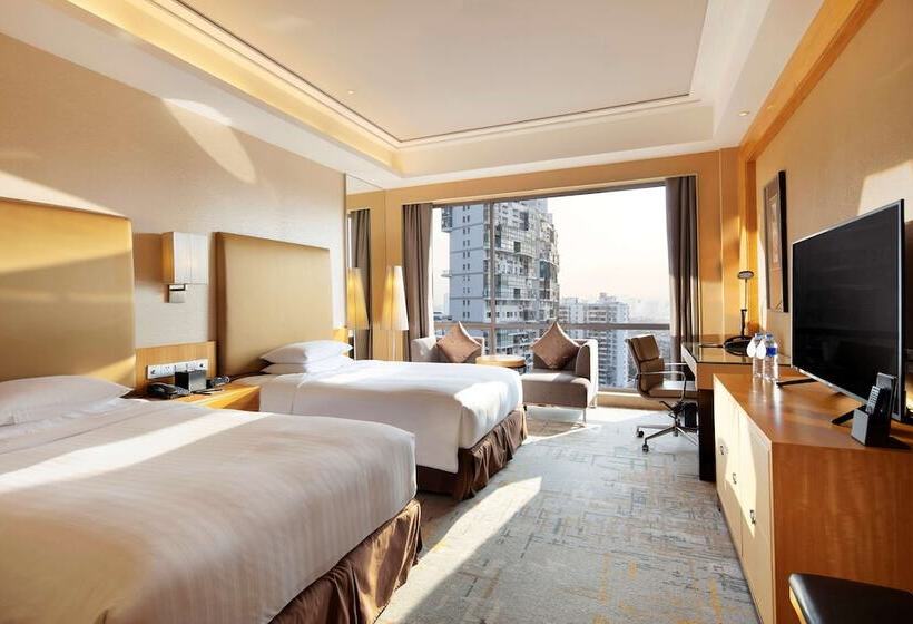 Номер Deluxe, Hilton Xiamen