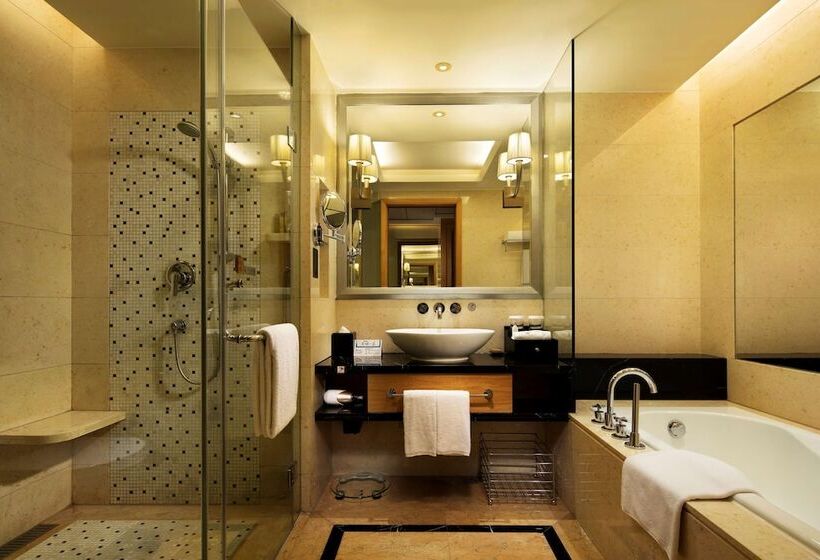 Номер Deluxe Вид на Город, Hilton Xiamen