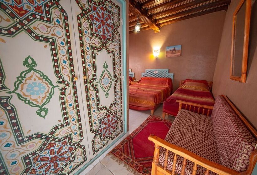 Номер Стандарт Трехместный, Hôtel Zaghro