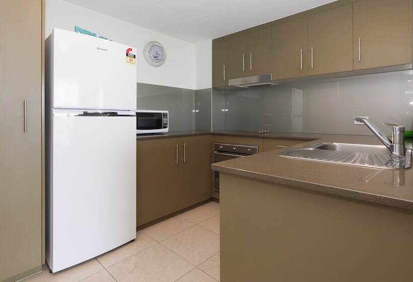 Апартаменты 2 Спальни, Swell Resort Burleigh Heads