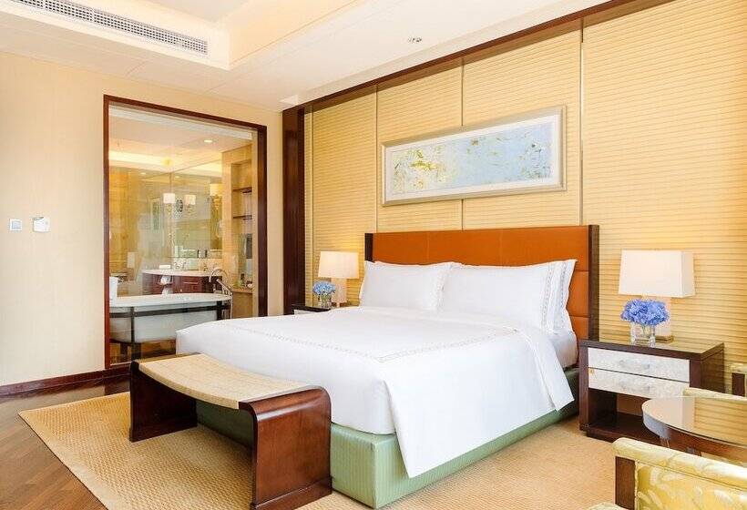 سوئیت کلاب, The Ritz Carlton, Shenzhen, Nearby Futian Cbd, Convention & Exhibition Center, Futian Railway Statio