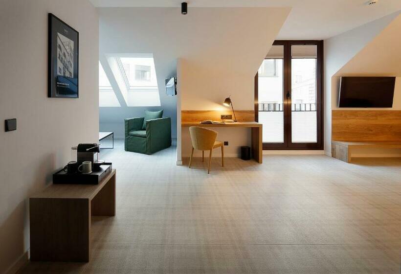 Полулюкс, Munna Hotel Boutique