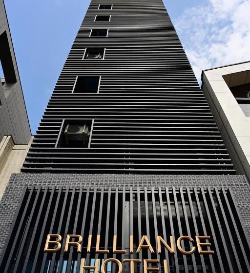 スタンダードシングルルーム, Brilliance