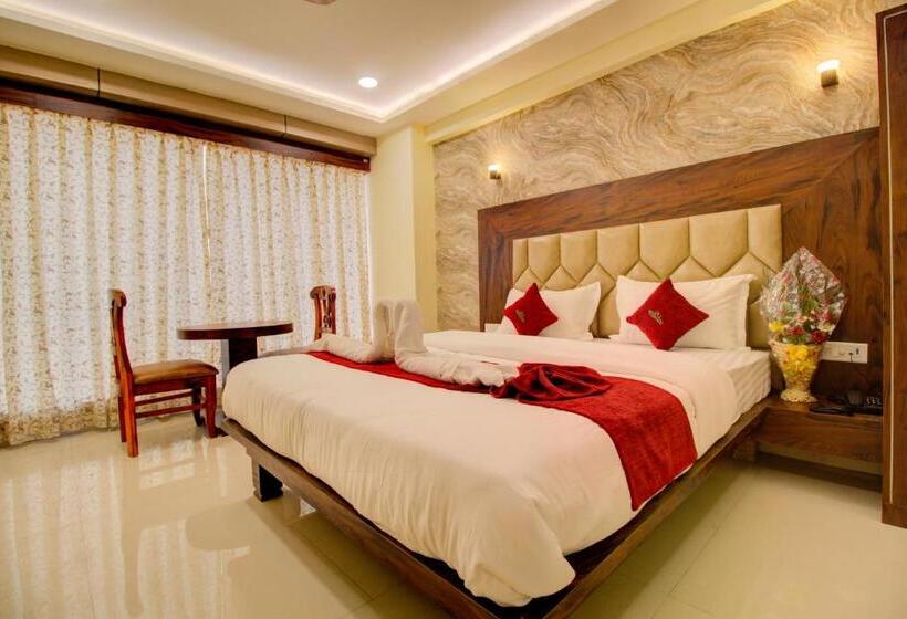 Номер Deluxe, Samaira Residency,dombivali