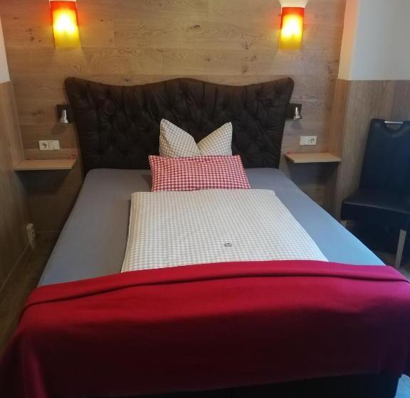 Номер Стандарт с Балконом, Landhotel Waldschlößchen Mit Gaststube