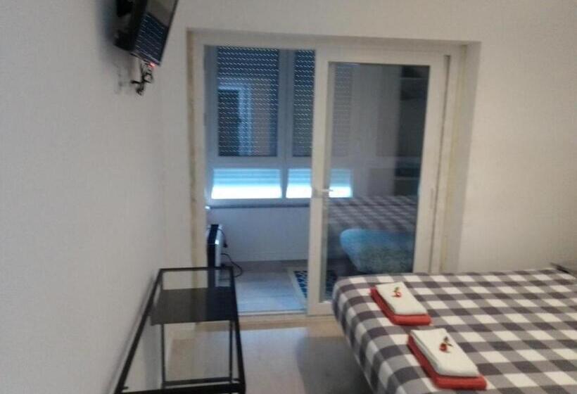 Семейный Номер, Guesthouse Marialva Park