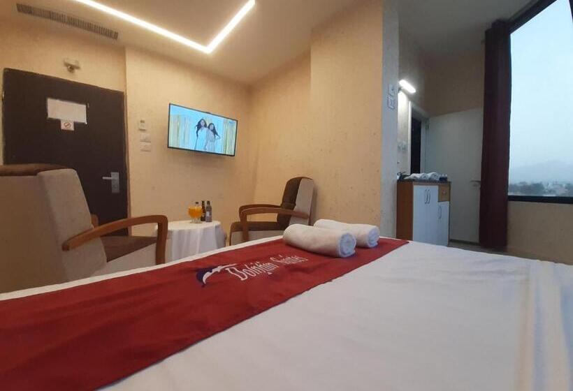 Chambre Standard, Dolphin Suites