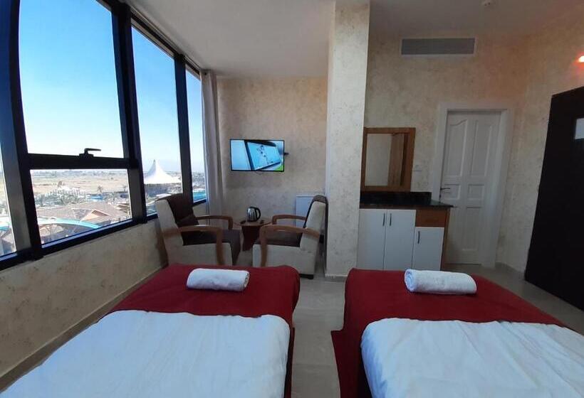 Lit en Chambre Commune, Dolphin Suites