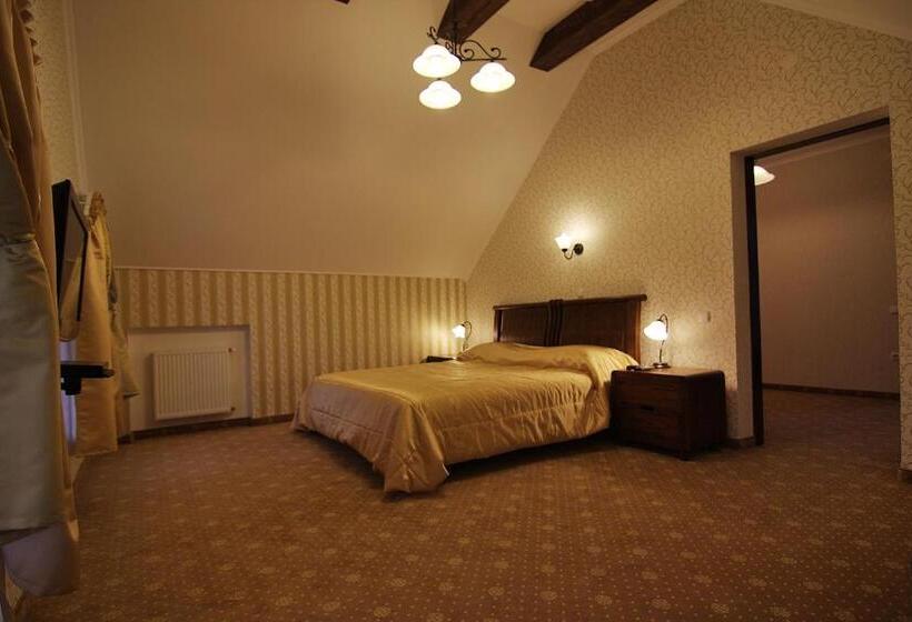 سوییت, Villa Grand