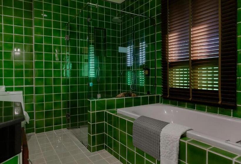 سوییت, Horizon Village & Resort Sha Plus