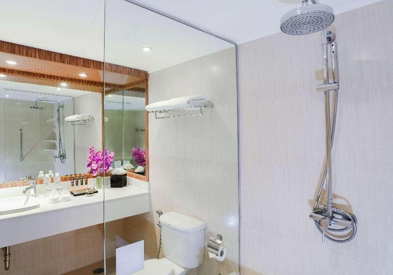 اتاق اجرایی با چشم‌انداز دریا, Radisson Resort & Spa Hua Hin