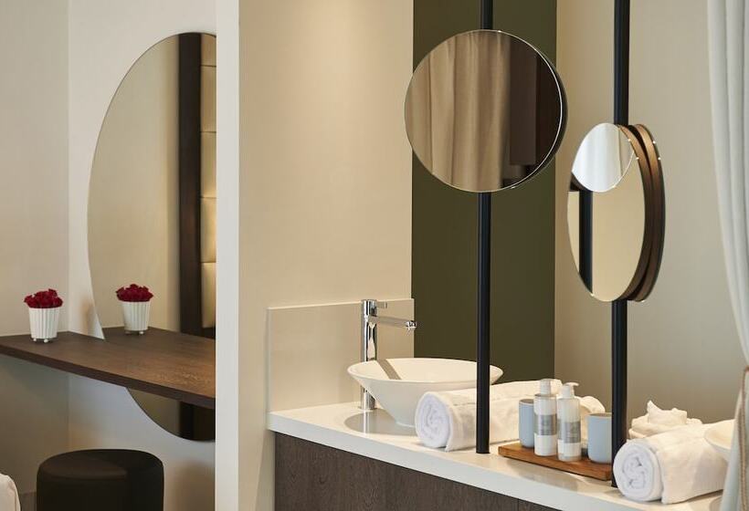 Президентский Люкс, King Jason Paphos   Designed For Adults By Louis Hotels