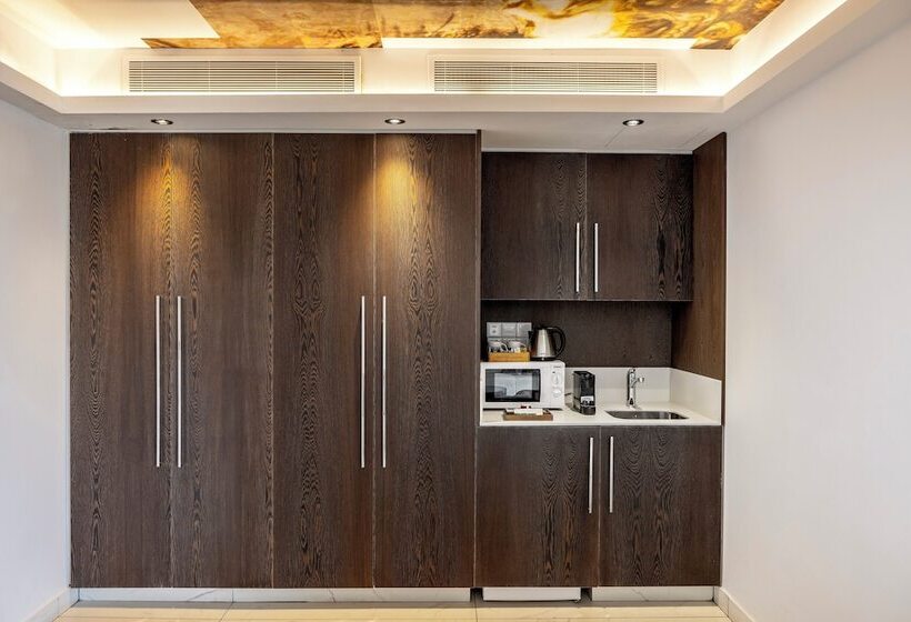 Президентский Люкс, King Jason Paphos   Designed For Adults By Louis Hotels