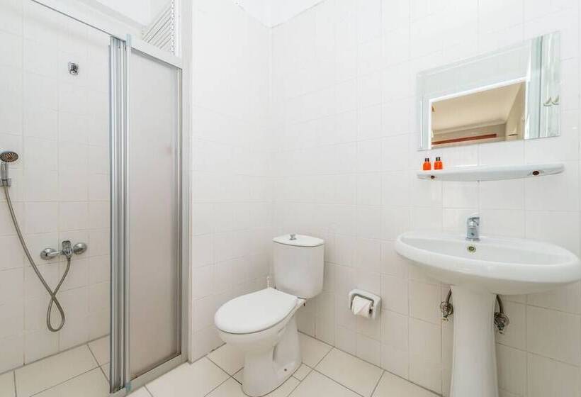 Escritório Estándar, The S Apart & Suites