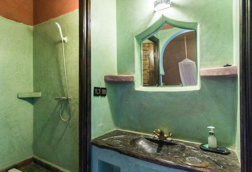 Номер Стандарт, Riad Dar Ouzine