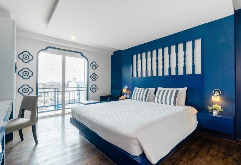 اتاق لوکس با بالکن, Bhukitta Boutique Hotel Phuket Town