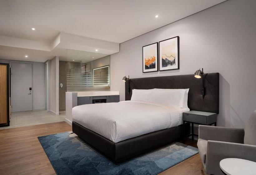 اتاق استاندارد با تخت بزرگ, Cape Town Marriott Hotel Crystal Towers