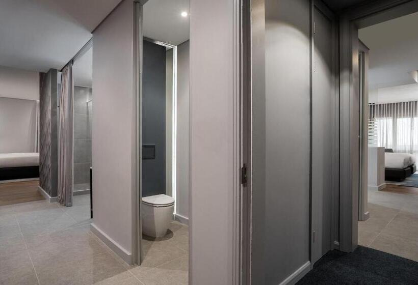 اتاق خانوادگی, Cape Town Marriott Hotel Crystal Towers