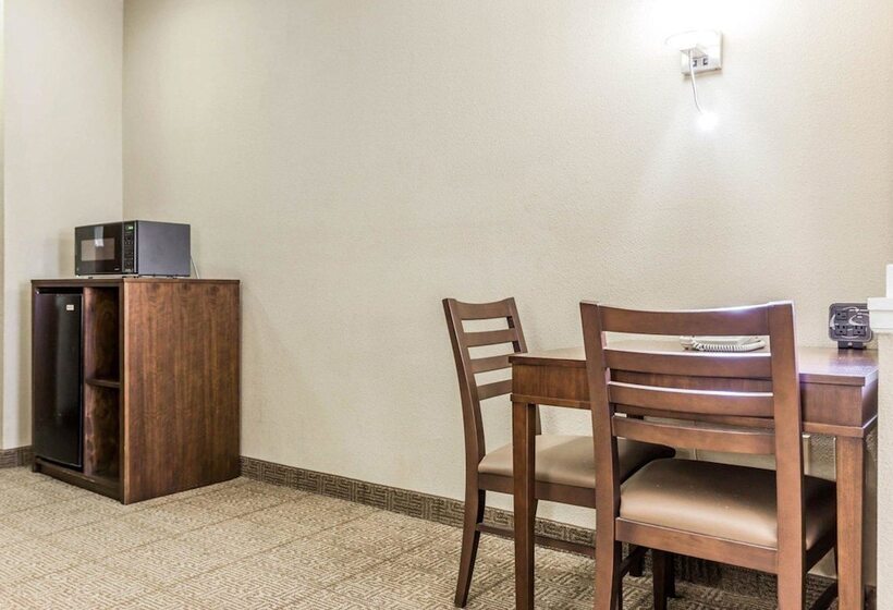 Lakosztály, Comfort Suites At Isle Of Palms Connector
