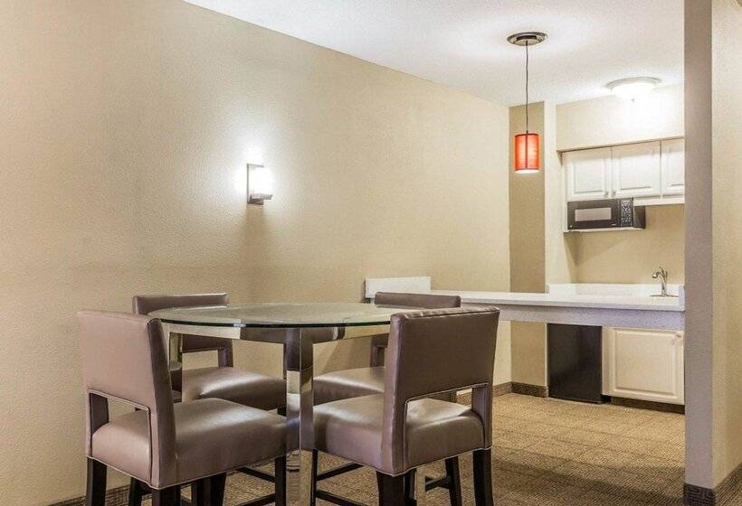 Lakosztály, Comfort Suites At Isle Of Palms Connector