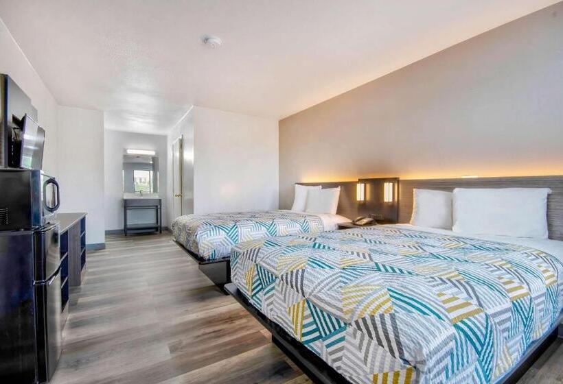 Четырехместный Номер Deluxe, Motel 6 Texarkana, Tx