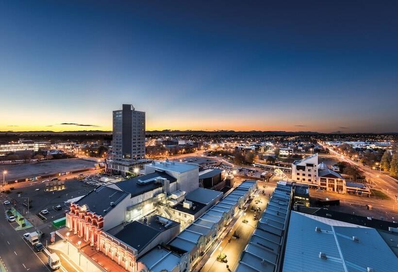 Люкс, Fable Christchurch
