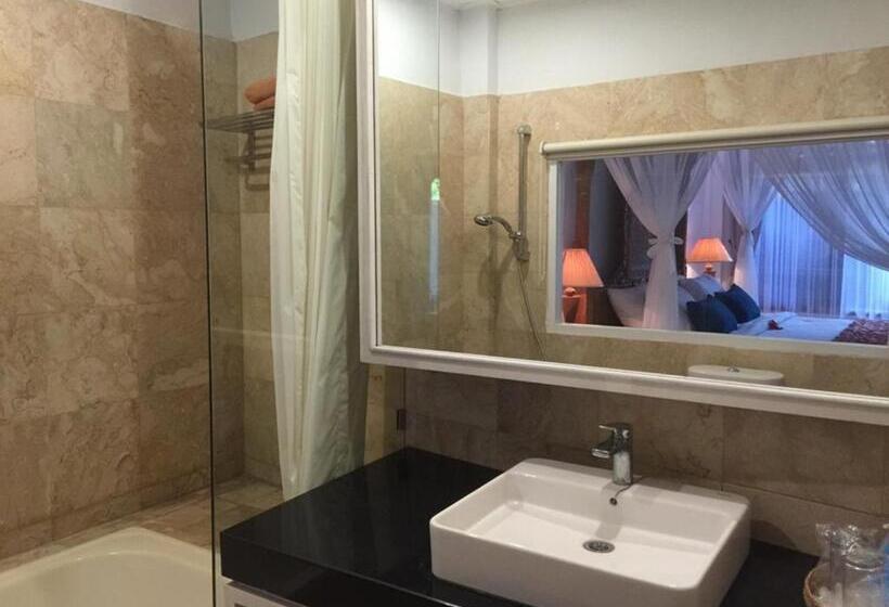 발코니가 있는 스위트, Puri Dewa Bharata Hotel & Villas