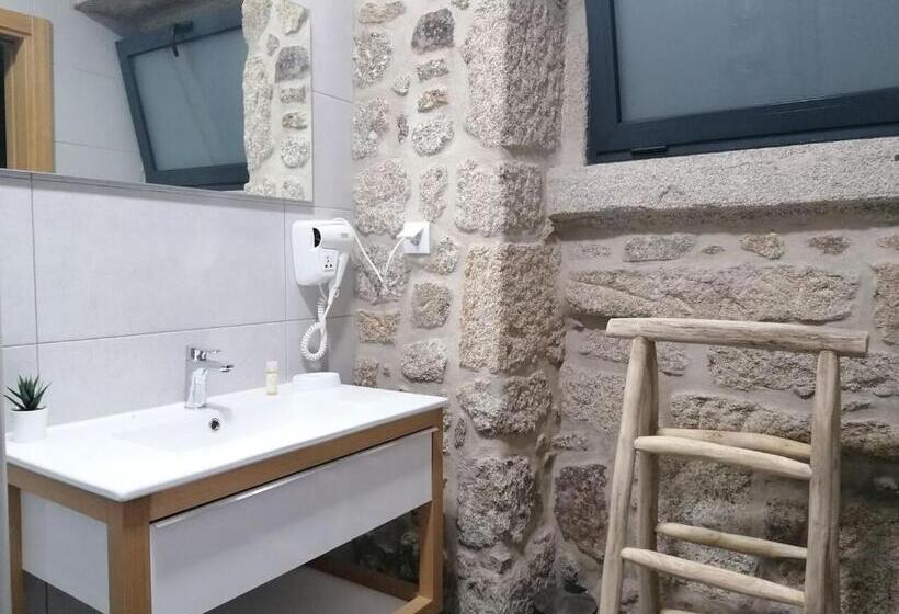 스탠다드 싱글 룸, Alojamento Girassol   Guest House   Quarto Com Casa De Banho Privativa
