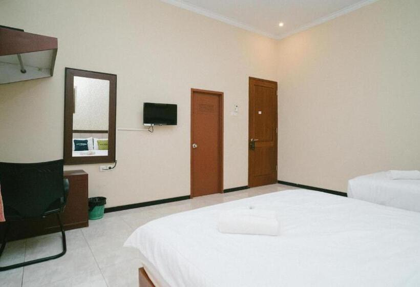 ファミリールーム, Urbanview Hotel Griya Surya Malang By Reddoorz