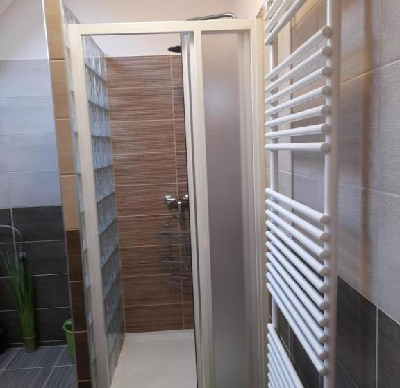 Апартаменты 1 Спальня с Видом, Fónagy Apartmanok