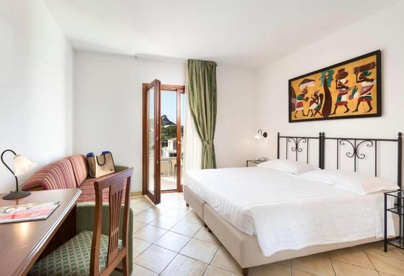 Номер Стандарт Трехместный, Blu Hotel Morisco