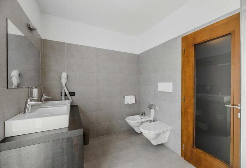 اتاق استاندارد سه نفره, Family Hotel Gran Baita