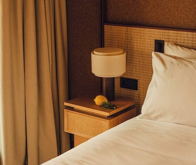 Quarto Deluxe, Aethos Sardinia