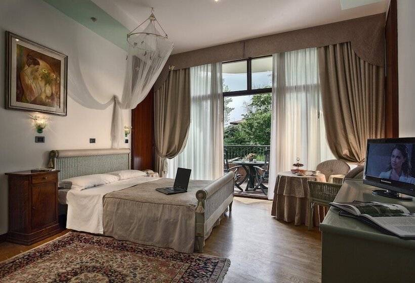 Номер Стандарт Трехместный, Park Hotel Junior